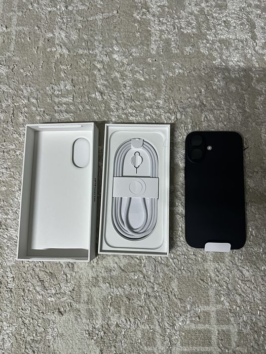 Новый Iphone 16 black 128 GB