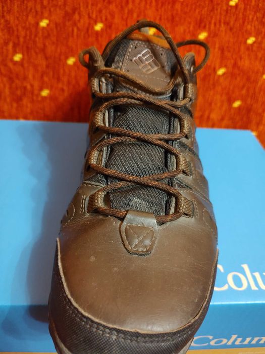 Columbia-мъжки туристически обувки №43