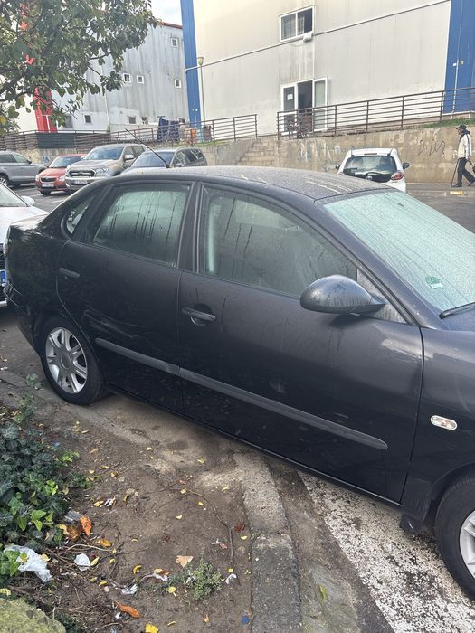 Seat cordoba 1.4 benzina 2008 km reali260000