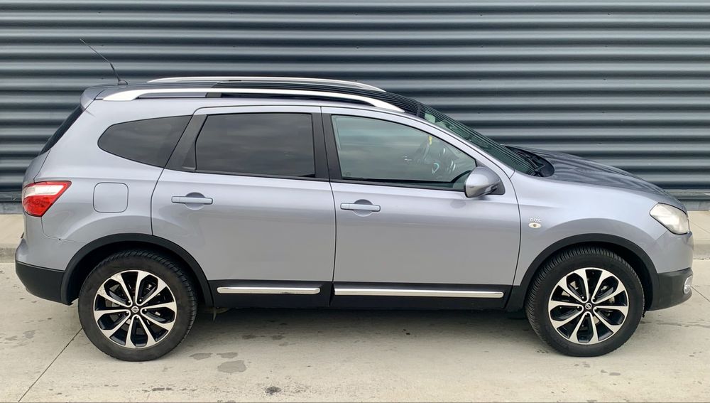 Nissan Qashqai + 2 4x4 Tekna / 2.0 dci / Automat /7 Locuri / Navi