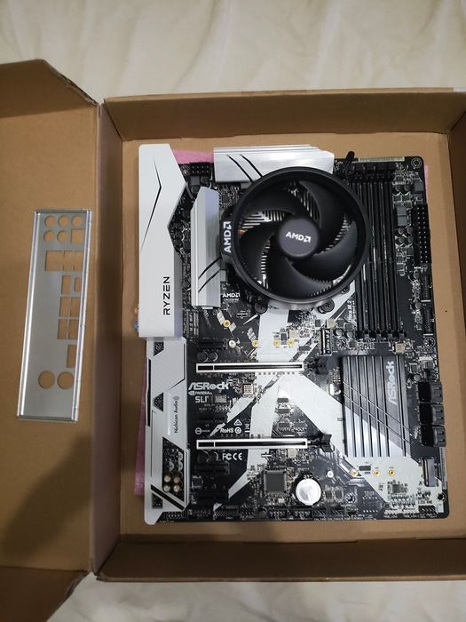 Геймърски комплект AM4 дъно с AMD Ryzen 5 3600XT