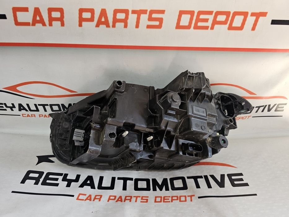 Far dreapta led Volvo XC90 XC 90 dupa 2014 cod 31655159