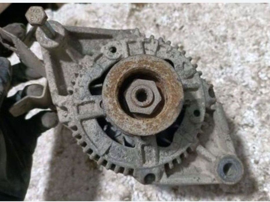 Alternator:Astra Vectra combo...asigur expedierea coletului avantajos