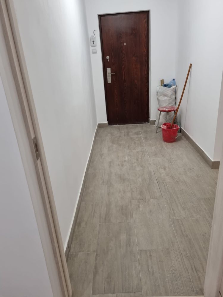 Închiriez apartament vizavi de mall Vitan