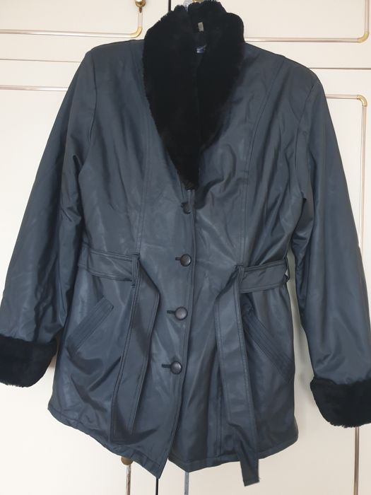 Дамска шуба от промазан плат