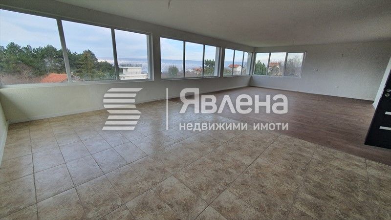 Продава се Къща в Варна, м-т Зеленика - 650 кв.м за 831 €/кв.м - Снимка #2