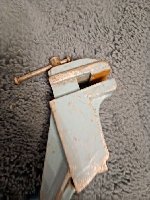 Menghina mecanica fina