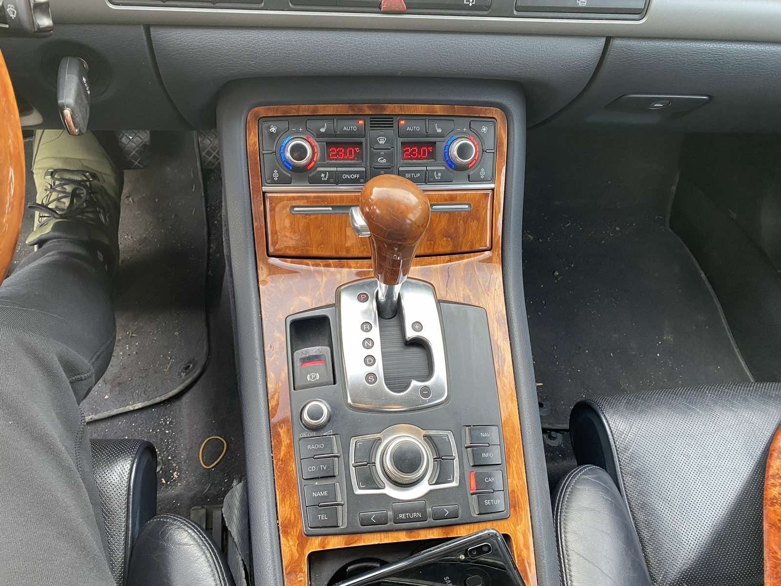Audi A8 D3 Long 4.2 335кс на части Ауди А8