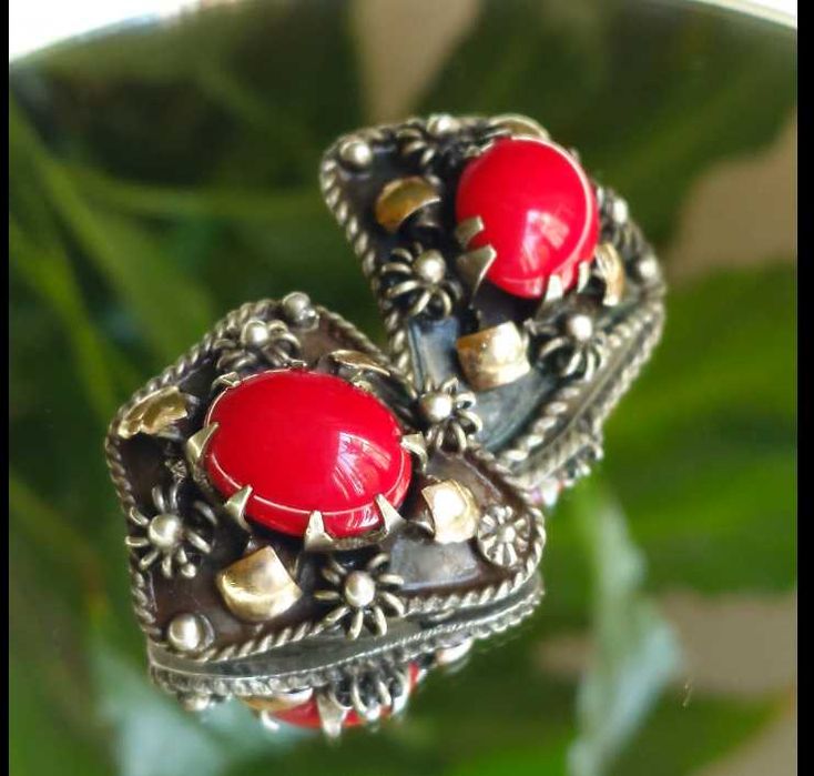 Cercei vintage din argint 800 și aur 18K cu coral roșu natural