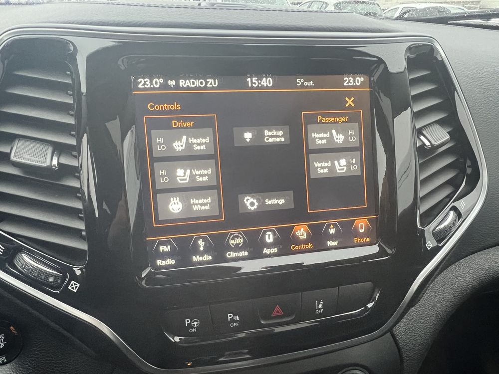 Jeep Cherokee 2.2d 195cp Full Options Distronic Led Ventilatie