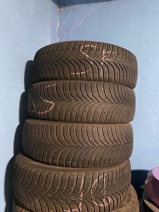 Anvelope de iarna 4 bucati din 2023