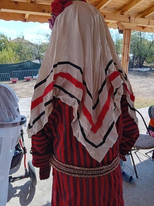 Продавам носии в добро състояние