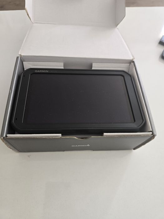 Навигация за камион Garmin Dezl 780 LMT-D