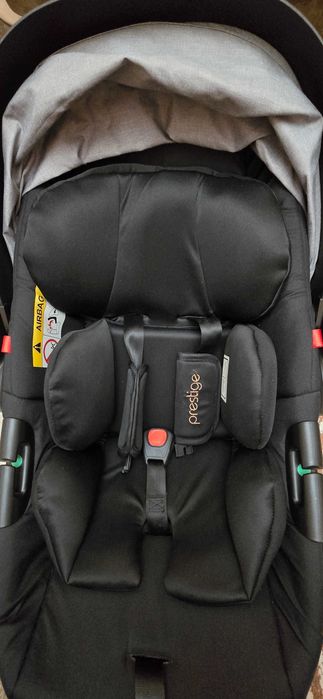 Продавам бебешко столче за кола