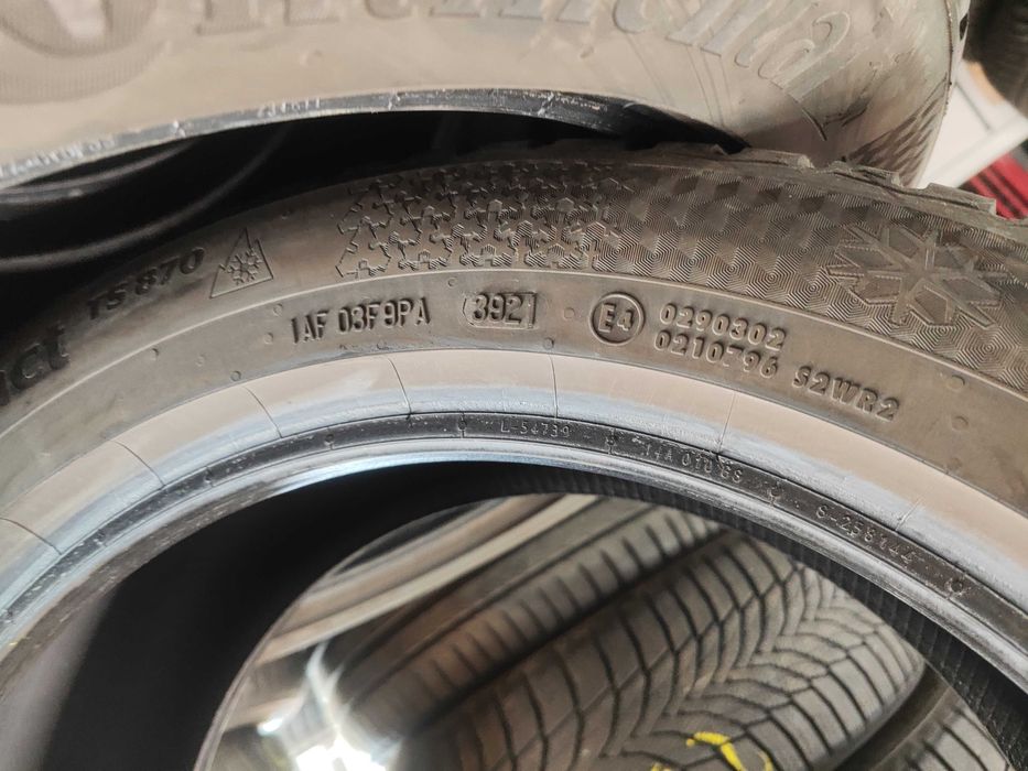 2бр. зимни гуми 225/50/17 Continental