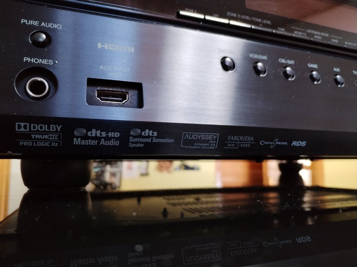Vând 7.1 de la onkyo