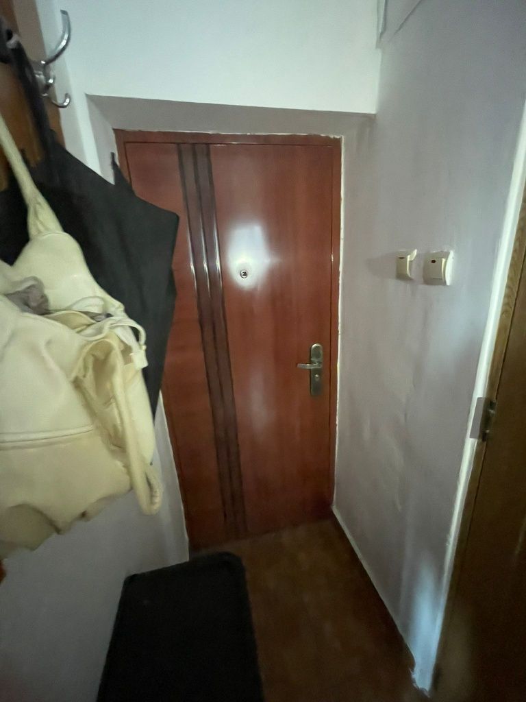Garsonieră de vanzare