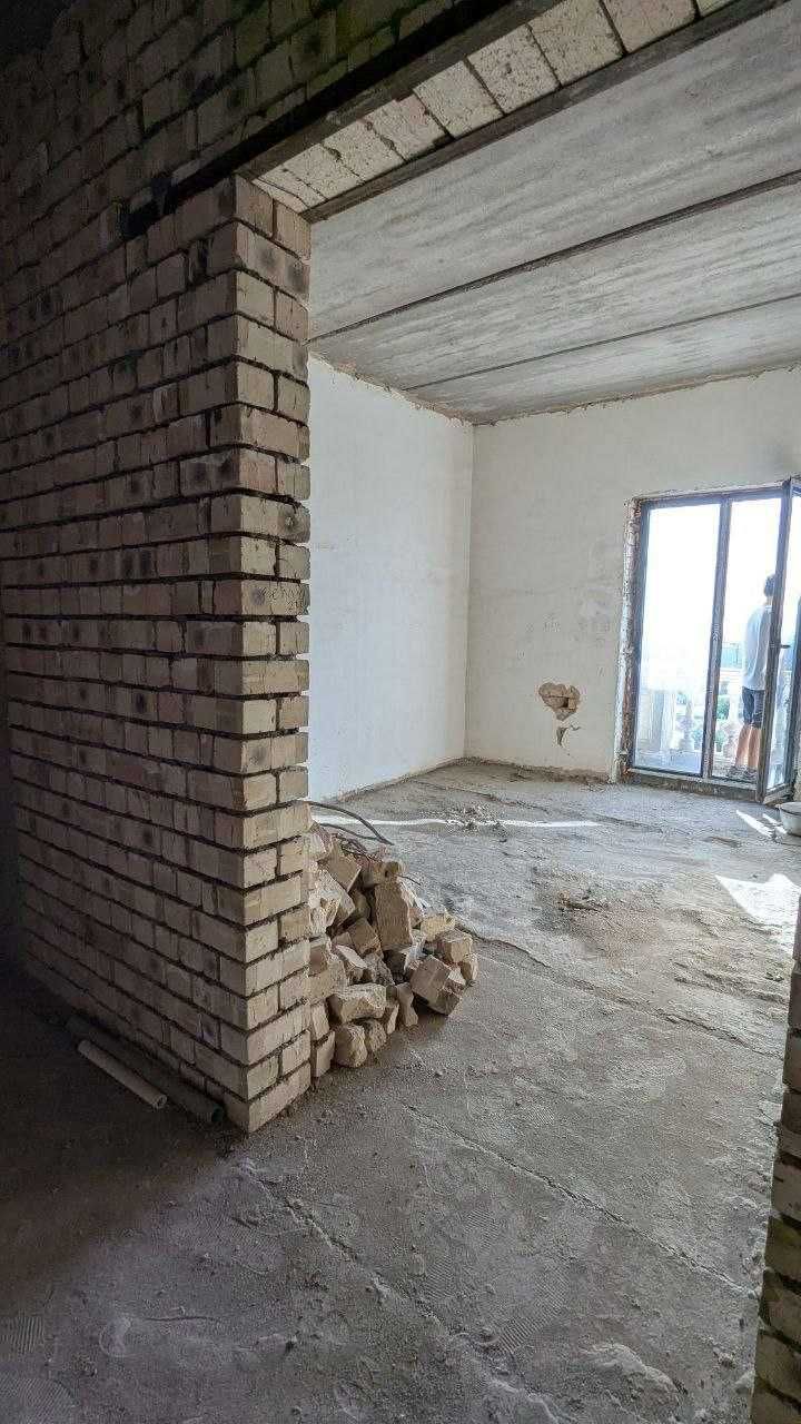 Продажа 4х ком квартира ЖК Лабзак  ул нурафшон ор: Малика базар (МДХ)