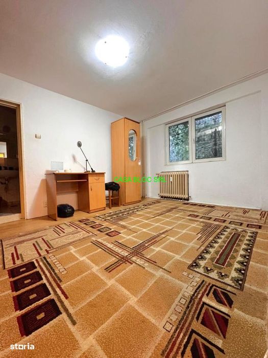 Garsoniera de vanzare, M Lujerului