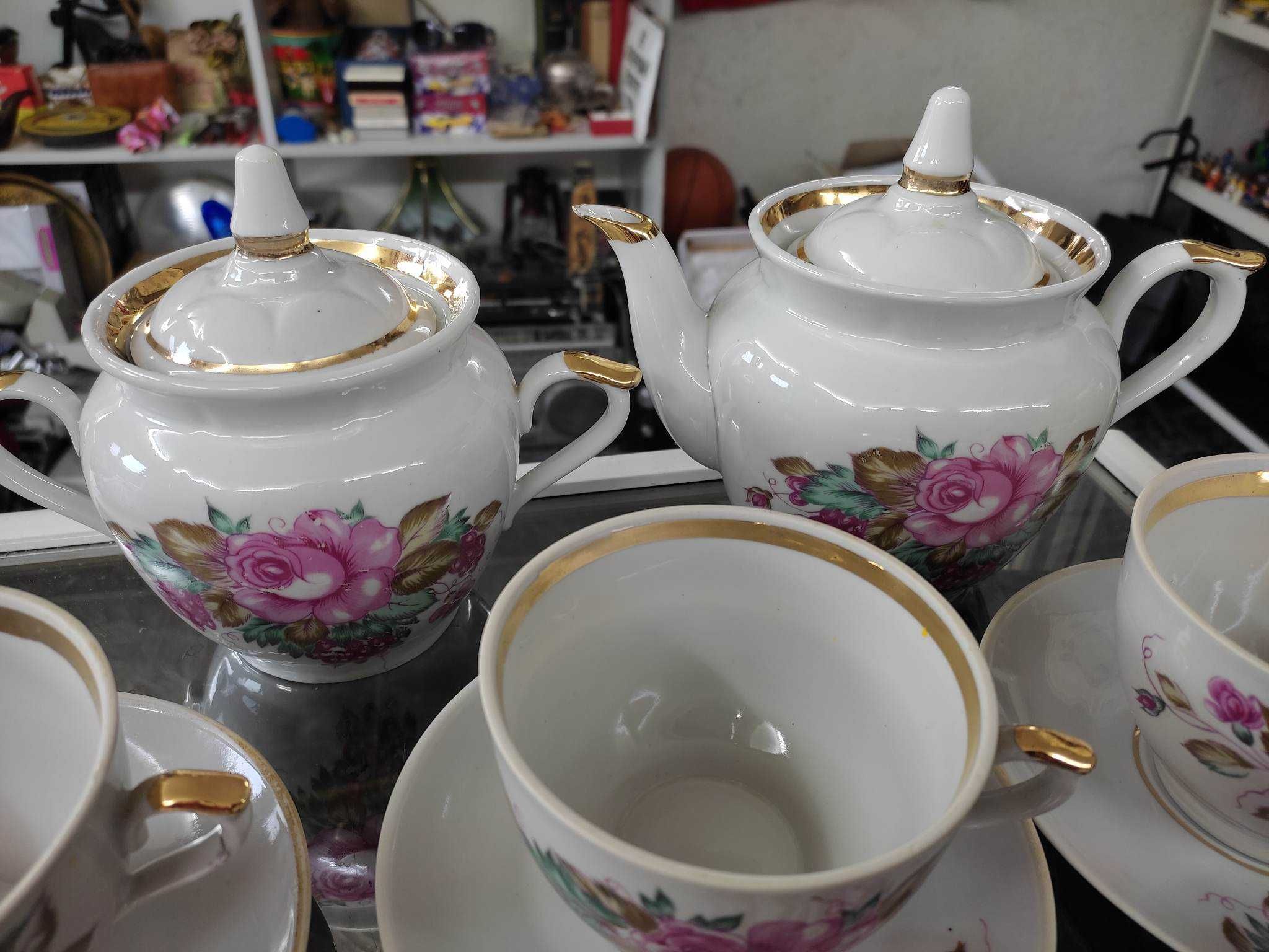 Руски порцелан чаши за кафе,чайник и захарница