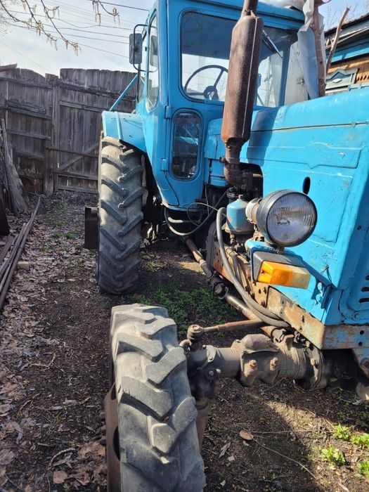Продам трактор 25776