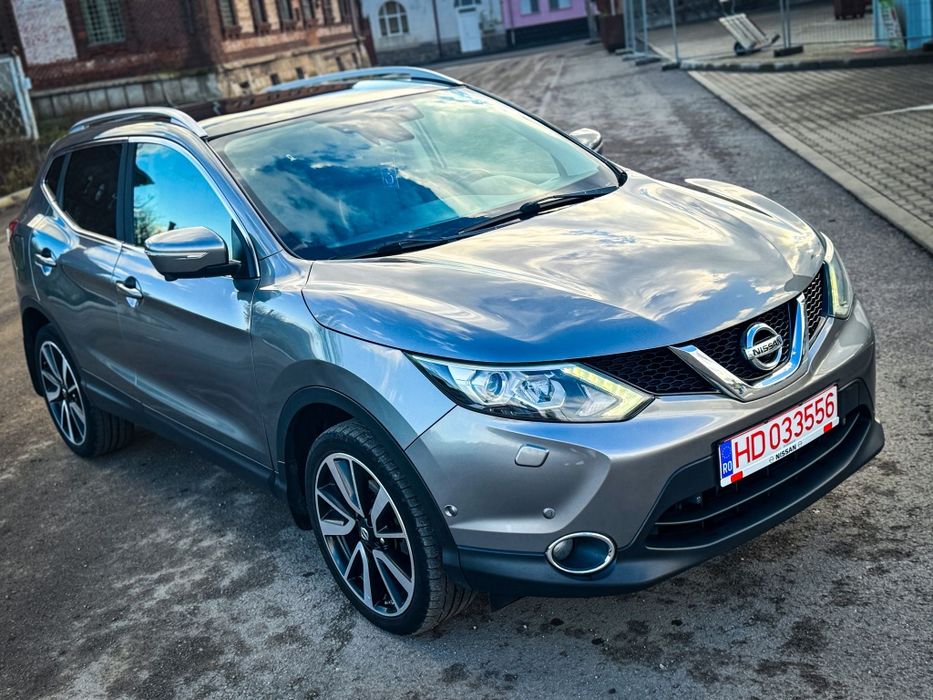 Nissan Qashqai 1.5 LED PANO 360