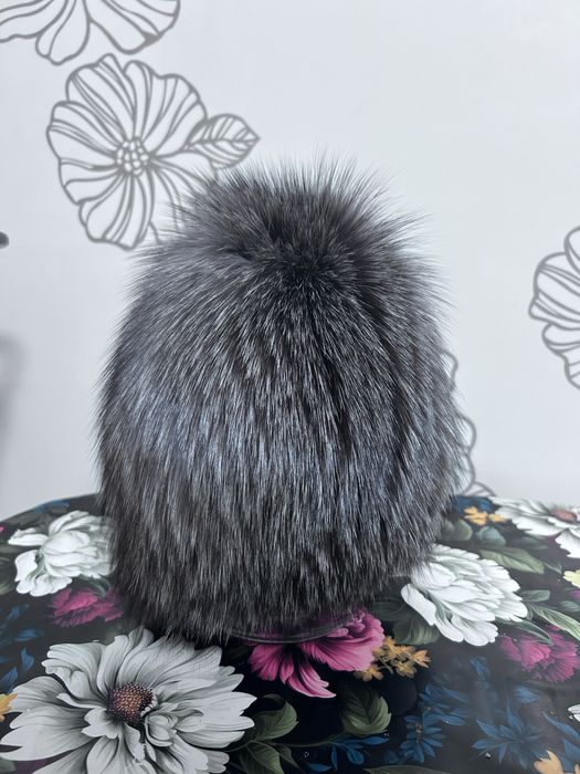 Продам женскую меховую шапку