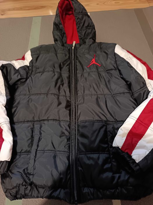 Jordan яке зимно 158-170см, ХЛ