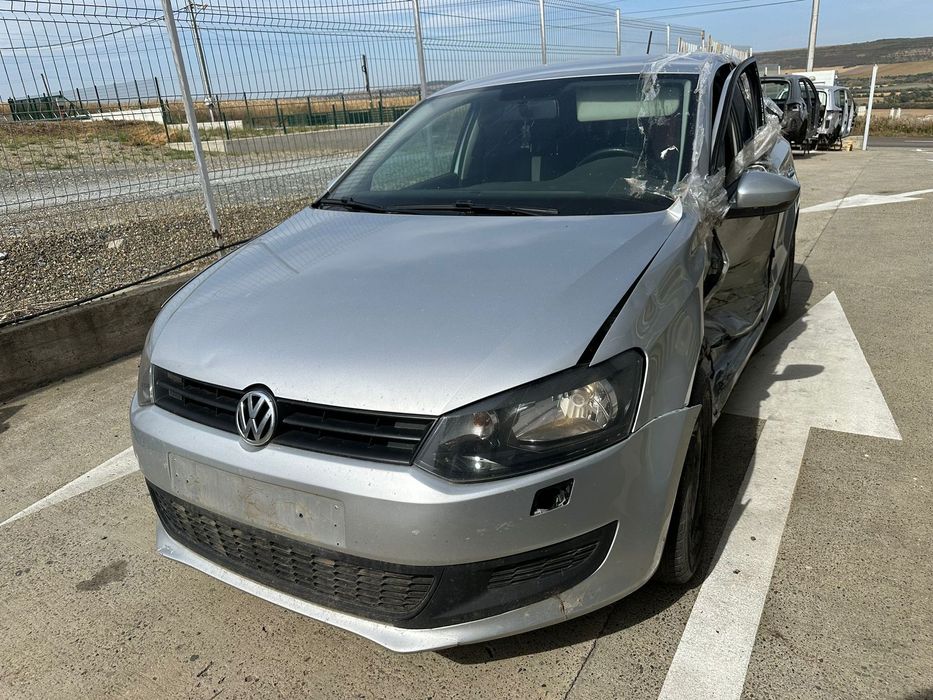 Dezmembrez / Dezmembrari / Piese / Accesorii Vw polo 6r gri 2010 1.2 benzina CGPA volan stanga