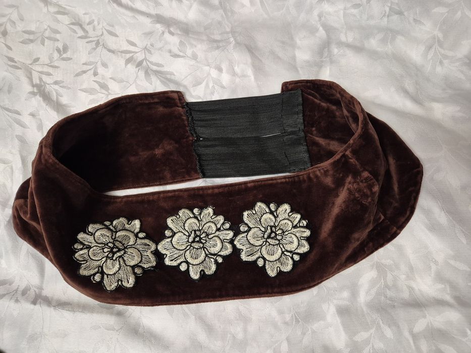 Costum popular de dama