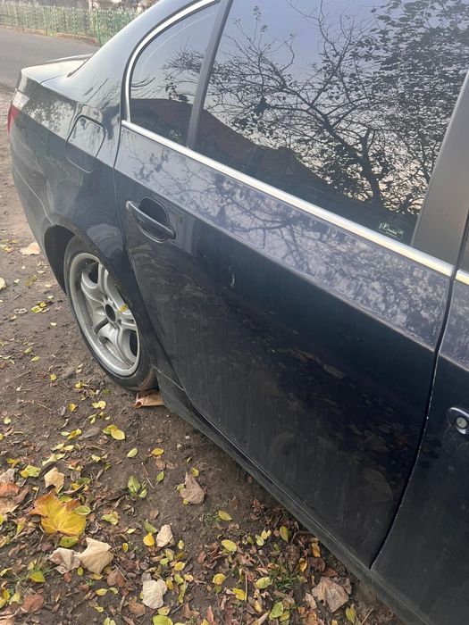 Dezmebrez bmw e60 facelift (dreapta)