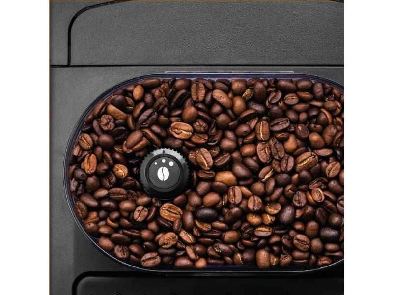 Кафеавтомат с LCD Дисплей и Кафемелачка Krups Essential YY8135FD