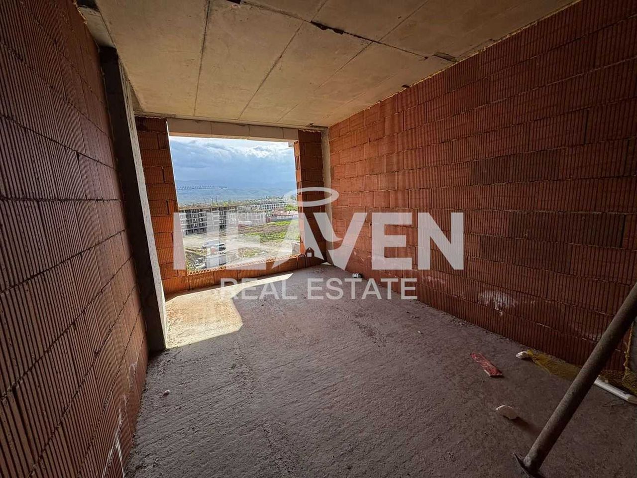 Продава се Тристаен апартамент в Пловдив, Център - 107 кв.м за 925 €/кв.м - Снимка #1