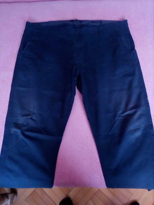 Blugi clasici bărbătești