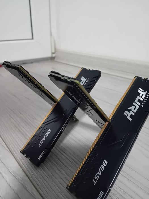 Kingston FURY 16GB (4x4gb)