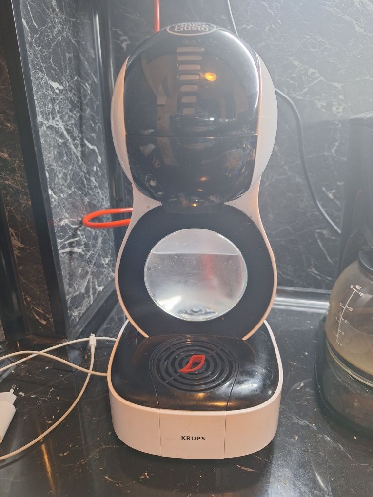 Aparat de cafea NESCAFÉ Dolce Gusto Lumio