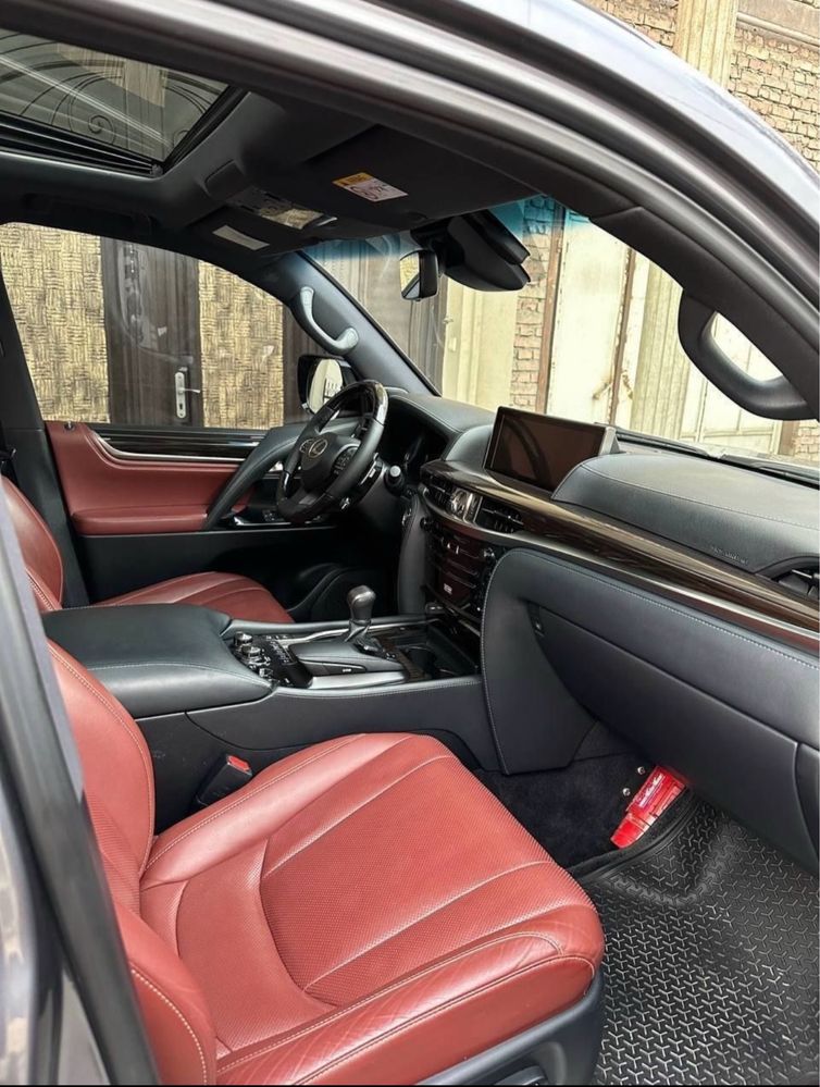 Lexus LX570 родная краска