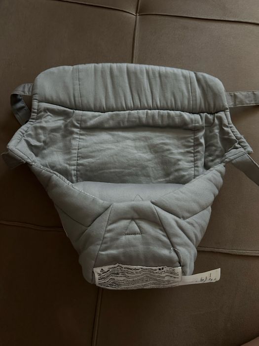 Ergobaby подложка за новородено