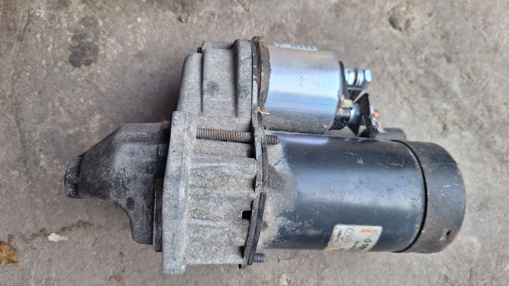 Vând electromotor opel astra