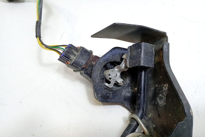 Pedala acceleratie Toyota Avensis a 2-a generatie T25 (facelift) seri