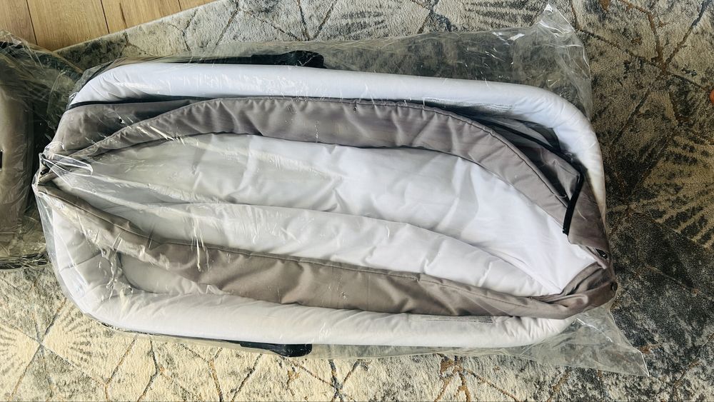 De vanzare carut bebe 3 in 1