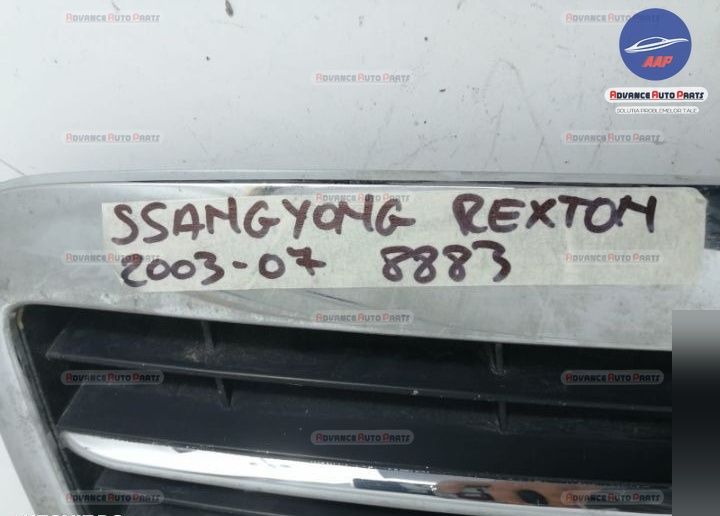 Оригинална централна решетка СсангЙонг Рекстон / SsangYong Rexton [Ори