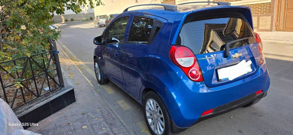 Продается SPARK 2016 год