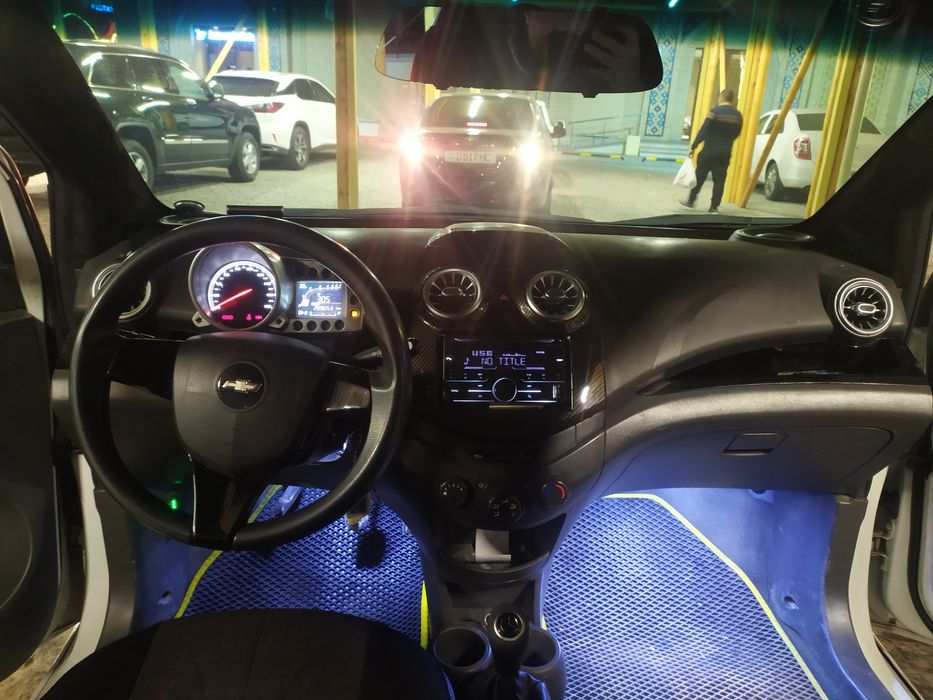 Chevrolet spark 2011