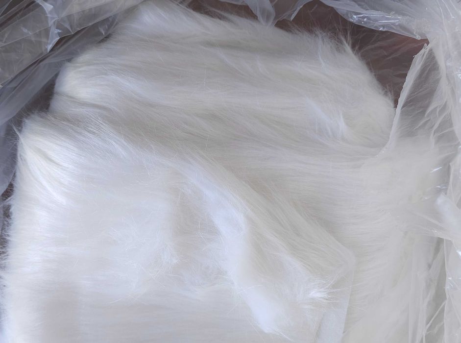 Material metraj blanita alba cu fir lung 4 m