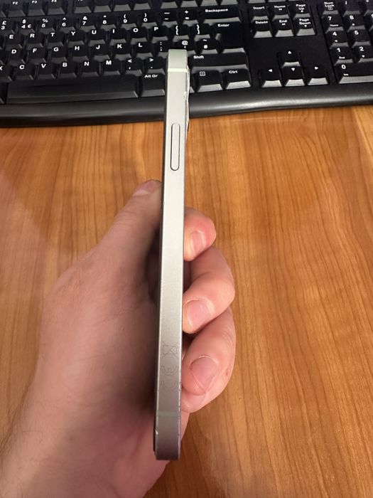 Vand Iphone 12 64gb