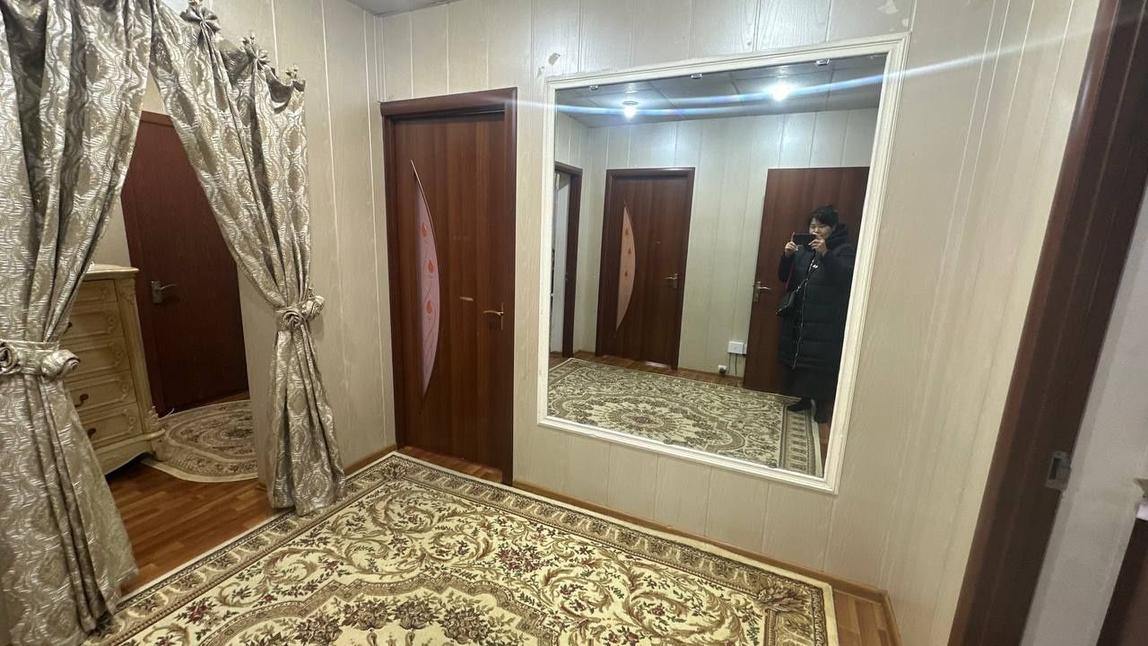 Продажа 4х комнатную сделанную в 5т комнатную квартиру и