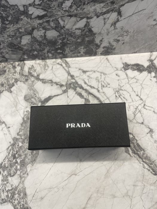 Ochelari de soare Prada