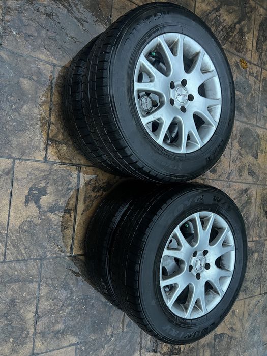 Set 4 roți 235/65 R17 cu jante