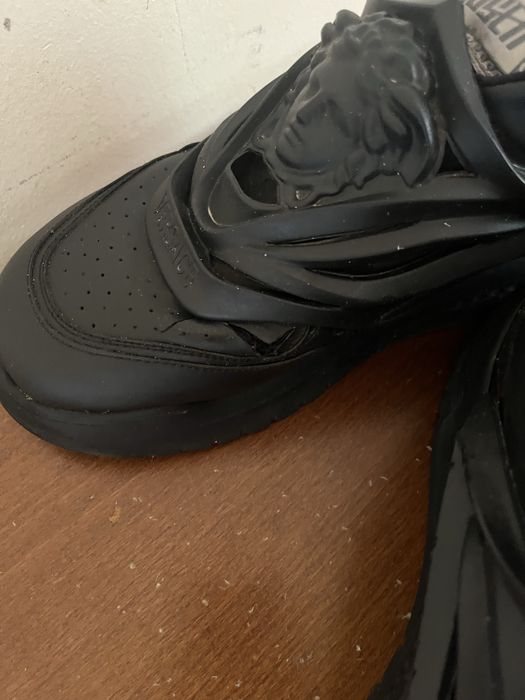 Versace odissea negri
